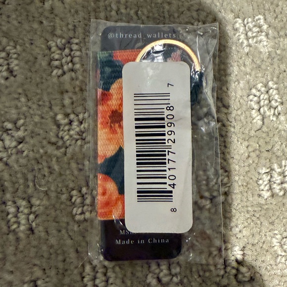 Thread Wallets Chapstick Holder - Picture 2 of 2